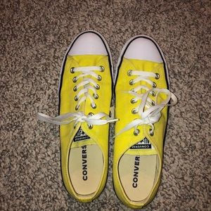 Yellow converse
